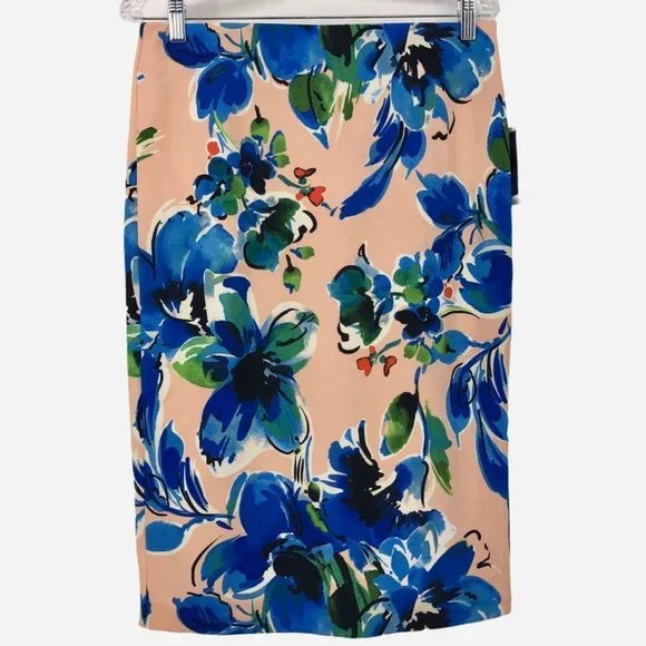 ECI All Over Floral Printed Crepe Back Scuba Skirt NWT - Picture 5 of 11